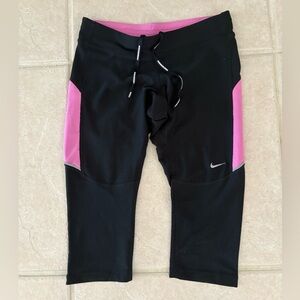 Women’s Nike Dri-Fit Capris - Size Small